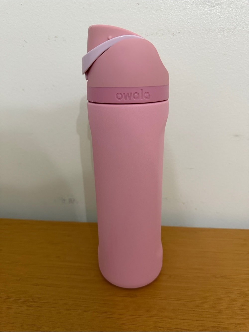 Owala Rose Quartz Light Pink Water Bottle Size 24 oz